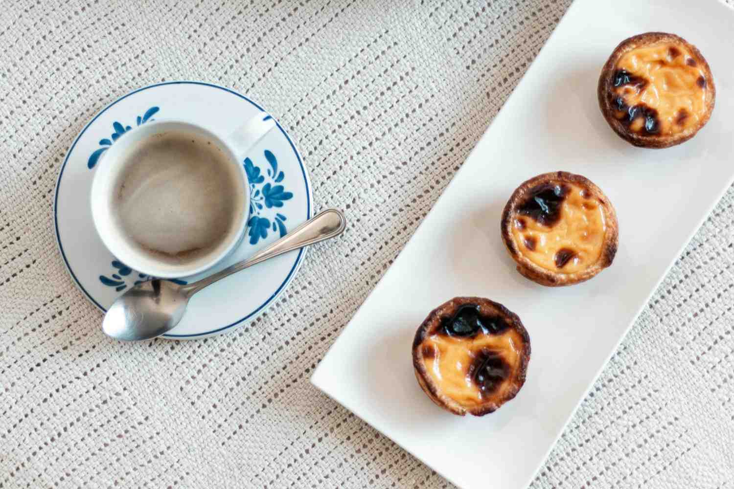 Portuguese desserts 